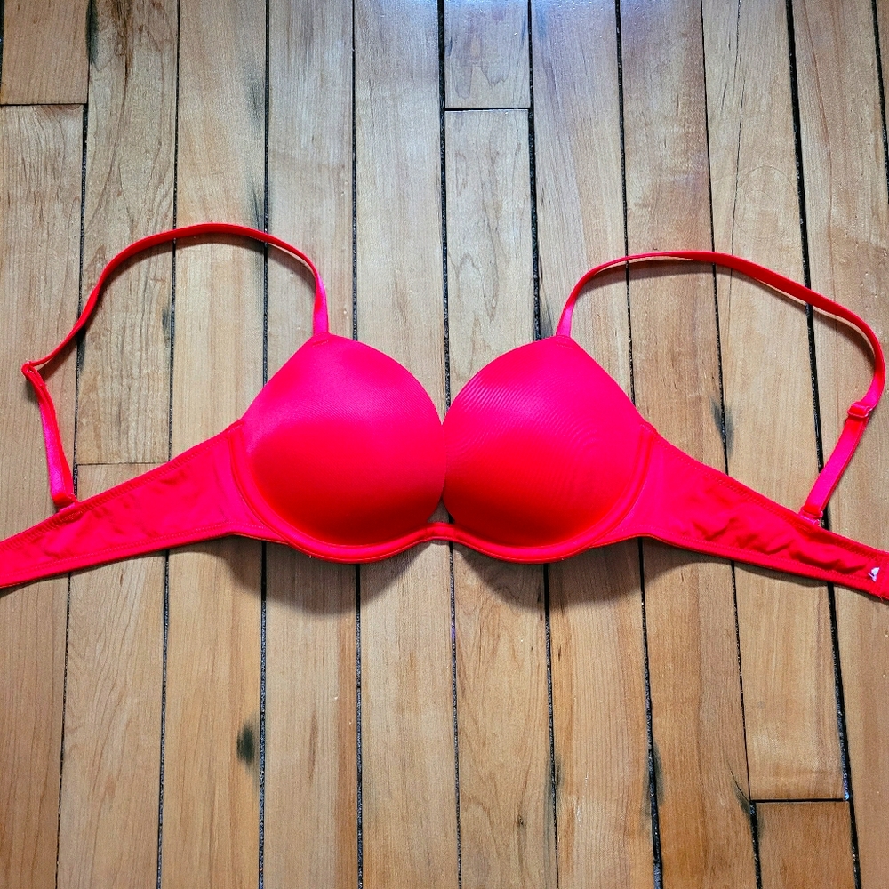 PINK Victoria's secret super push up 32a